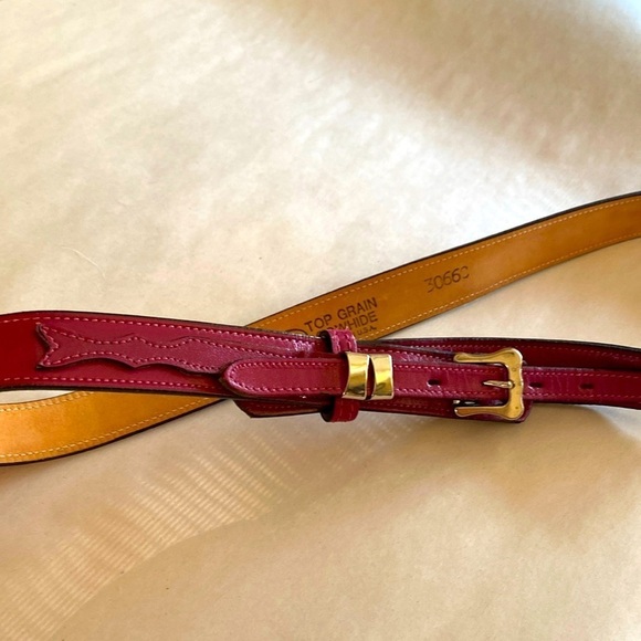 Target Accessories - Justin Magenta Pink skinny belt cowgirl Western snap off buckle Leather Size 32